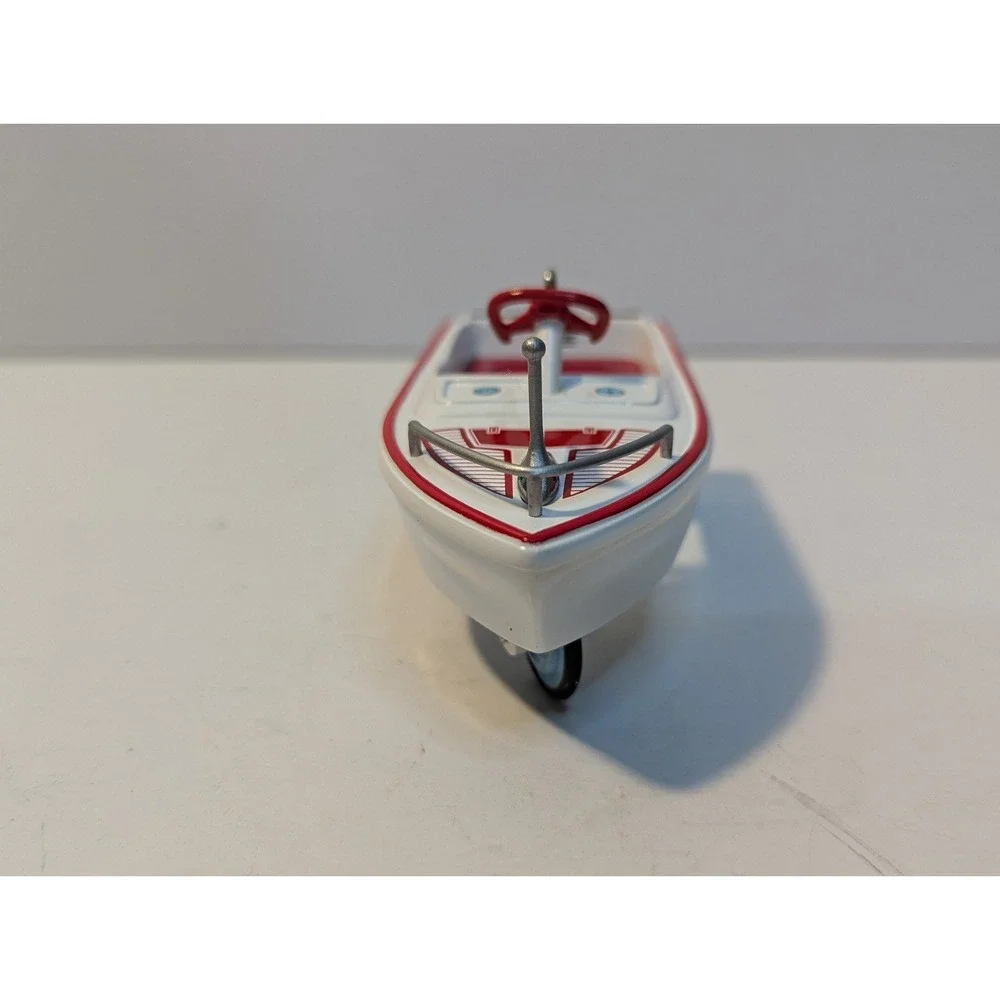 Hallmark Keepsake 1968 Murray Jolly Rogers Flagship Kiddie Car Classics Ornament